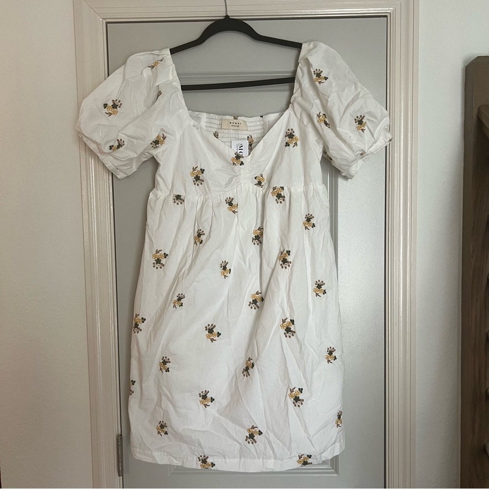 momni embroidered puff sleeve babydoll mini dress